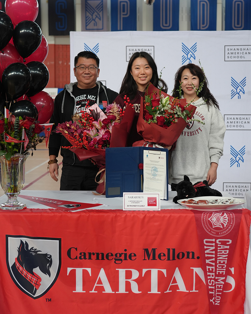 260115 Senior Signing Ceremony 04