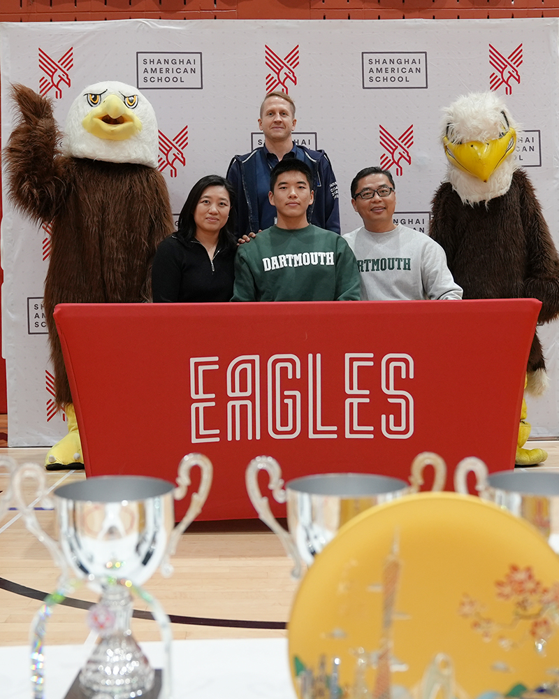 260115 Senior Signing Ceremony 05